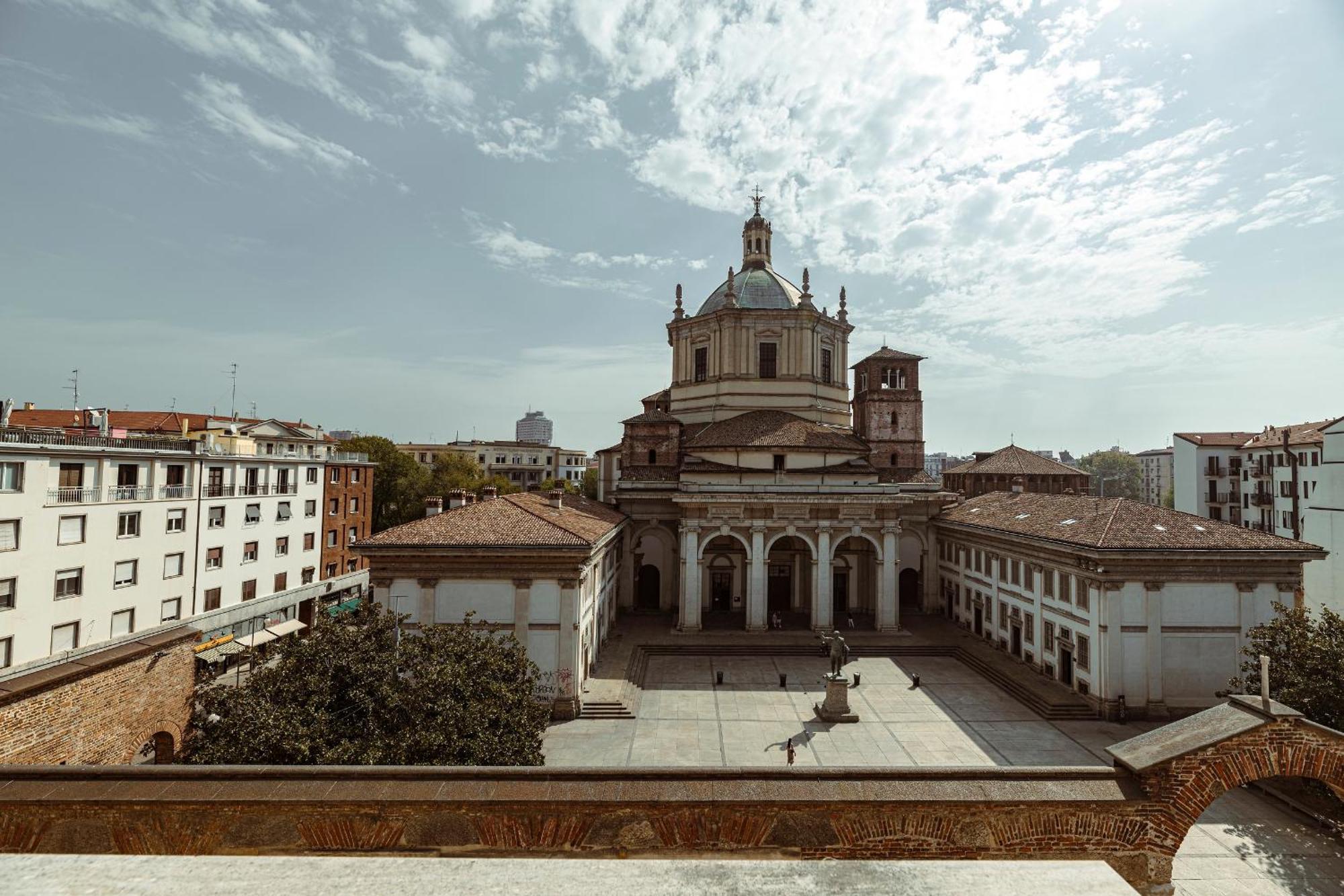 Easylife - Suite In Colonne San Lorenzo Milano Luaran gambar