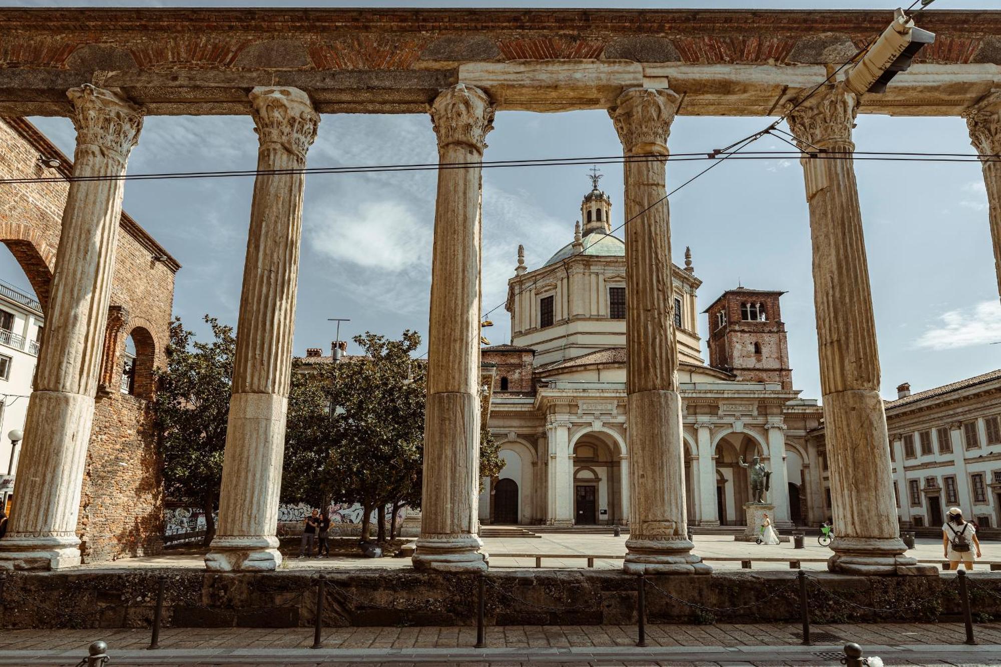 Easylife - Suite In Colonne San Lorenzo Milano Luaran gambar